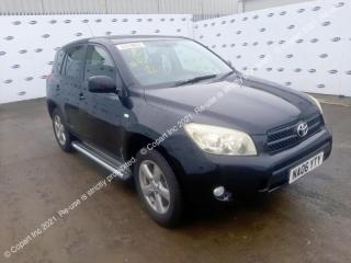 Суппорт передний правый RAV4 30