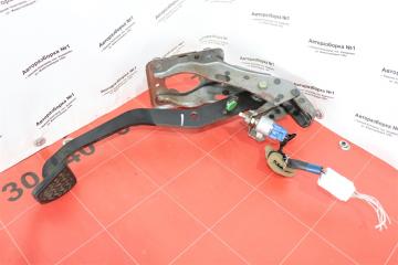 Запчасть педаль тормоза Toyota RAV4 2004