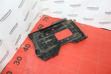 Площадка акб C-class 2009 w204 271.950 m271 Площадка акб C-class 2009 w204 271.950 m271
