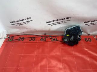 Запчасть замок двери задний правый Toyota Auris 2007