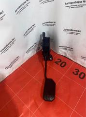Запчасть педаль газа Toyota Corolla Axio 2010