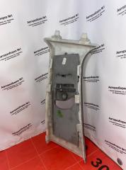 Накладка центральной стойки правая C-class 2009 w204 271.950 m271 Накладка центральной стойки правая C-class 2009 w204 271.950 m271