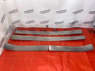 Накладка порога mercedes-benz C-class 2009