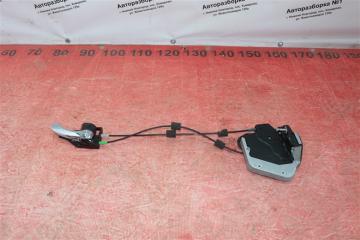 Замок двери передний правый Toyota Auris 2007