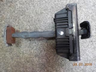 Ограничитель двери передний BMW X5 2007