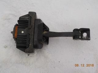 Ограничитель двери передний BMW X5 2008