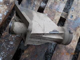 Кронштейн промежуточного вала BMW X5 2008