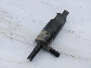 Фото запчасти насос омывателя фар Volkswagen Touareg 2004 Б/У запчасть Запчасть насос омывателя фар Volkswagen Touareg 2004