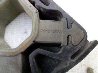 Подушка радиатора Passat 2006 B6 BVY 2.0 Подушка радиатора Passat 2006 B6 BVY 2.0
