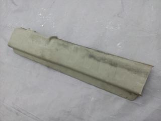 Запчасть накладка порога внутренняя передняя правая Suzuki Grand Vitara 2008