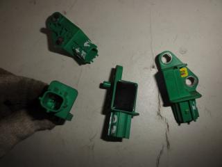 Запчасть датчик удара air bag AUDI Q7 2008