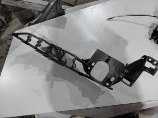 Кронштейн крыла передний правый BMW X5 2010
