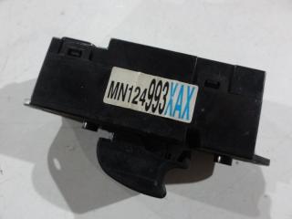Кнопка стеклоподъемника передняя правая Lancer 2004 CS9 4G18