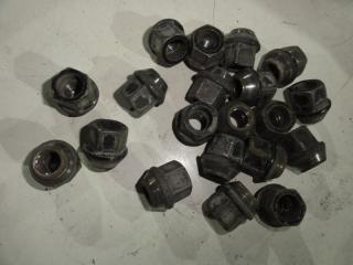 Фото запчасти гайка колесная Opel Astra 2010 Б/У запчасть Запчасть гайка колесная Opel Astra 2010