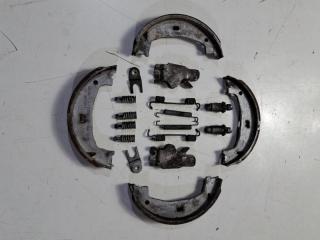 Колодки стояночного тормоза BMW 3 2005