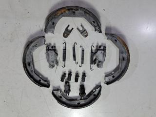 Колодки стояночного тормоза BMW 3 2008