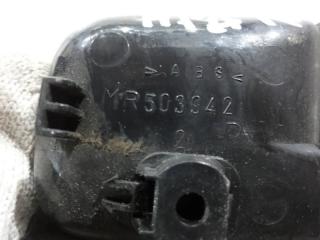 Накладка ручки внутренняя правая Lancer 2004 CS9 4G18