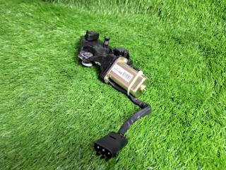 Доводчик двери багажника BMW 5 2005