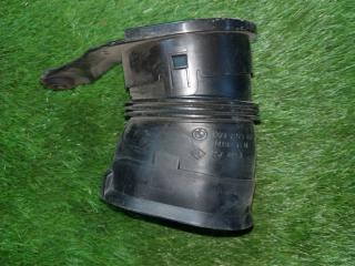 Воздуховод (патрубок) BMW 3