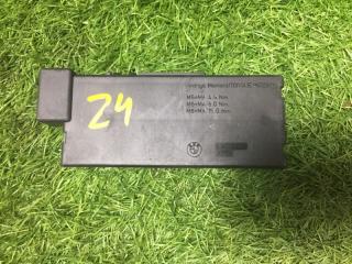 Крышка блока предохранителей BMW Z4 2003