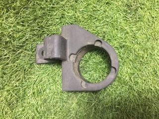 Кронштейн BMW 5 2003 контрактная Кронштейн BMW 5 2003