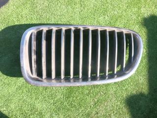 Решетка радиатора левая BMW 5