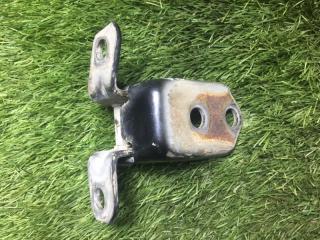 Запчасть петля двери передняя правая Mazda 3 2007