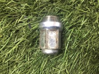 Гайка колесная 3 2007 BK Z6 652169