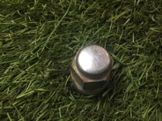 Гайка колесная Mazda 3 BK Z6 652169