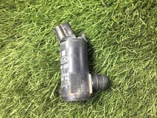 Запчасть насос омывателя Hyundai Solaris 2014