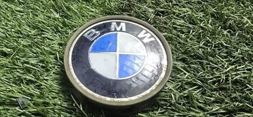 Запчасть заглушка диска колесного BMW 7 2006