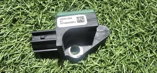 Запчасть датчик удара air bag Volkswagen Passat 2006