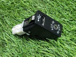 Разъем AUX BMW X6 2011