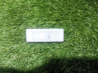 Запчасть плафон салонный BMW 5 2018