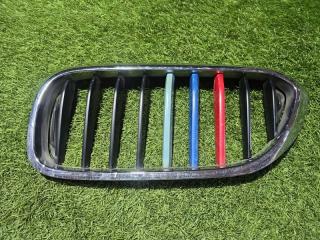 Решетка радиатора левая BMW 5 2018