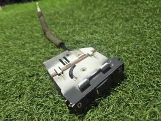 Запчасть регулятор отопителя правый Volkswagen Touareg 2004