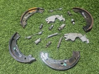 Колодки стояночного тормоза BMW Z4 2006