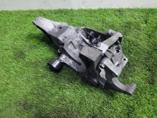 Кронштейн компрессора кондиционера BMW X6 2011