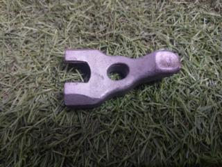 Кронштейн форсунки (вилка) BMW X6 2011 контрактная Кронштейн форсунки (вилка) BMW X6 2011