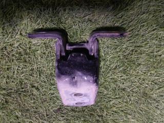 Фото запчасти петля двери передняя левая Hyundai Solaris 2012 контрактная запчасть Запчасть петля двери передняя левая Hyundai Solaris 2012