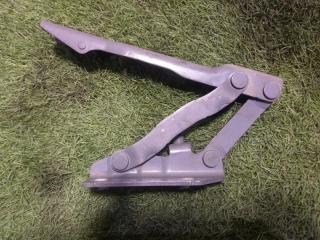 Петля капота левая BMW 5 2007 контрактная Петля капота левая BMW 5 2007