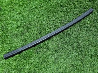 Уплотнитель капота BMW X5 2011