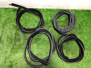 Уплотнитель по кузову BMW 5 2007