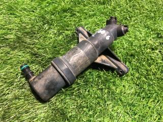 Форсунка омывателя фар левая BMW 5 2007