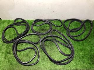 Уплотнитель по кузову BMW X5 2011