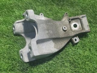 Кронштейн двигателя левый BMW X5 2011