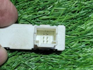 Кнопка памяти сиденья BMW 7 E38 M62B44TU