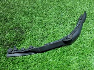 Уплотнитель капота левый BMW X5 2013