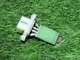 Резистор отопителя (реостат Ford Focus 2 2006 седан 1 1855157 контрактная