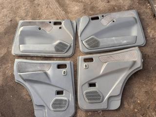 Фото запчасти дверные карты Ford Maverick 1994 Б/У запчасть Запчасть дверные карты Ford Maverick 1994